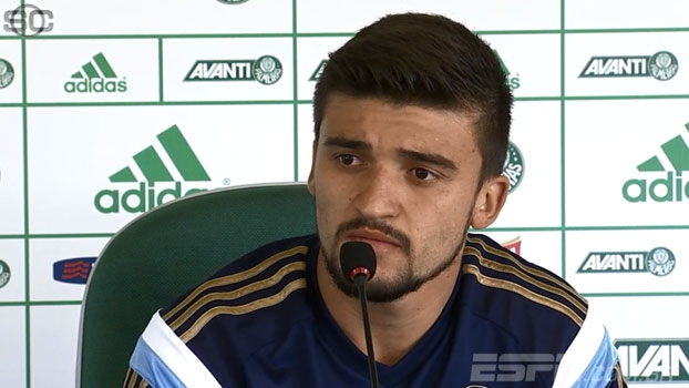 Após errar em gol de Kardec, todos os rivais preocupam Victor Luis