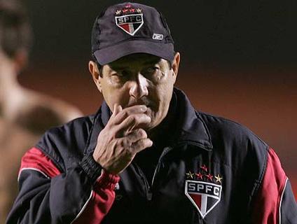 Muricy cai com o S&atilde;o Paulo na Libertadores pela quarta vez seguida