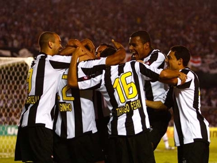 V�DEO: Atl�tico-MG bate S�o Paulo e volta a liderar o Brasileir�o