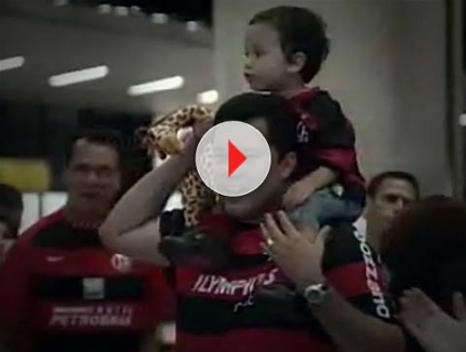 Torcedores rubro-negros n�o cont�m empolga��o na v�spera do jogo decisivo em BH