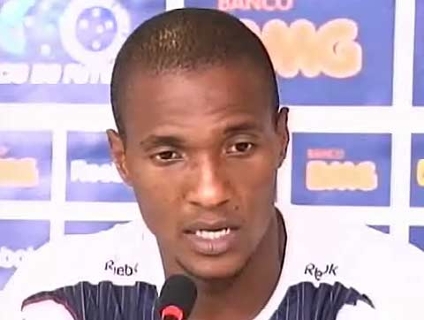 V�DEO: Convocado para a sele��o, Gilberto desfalca o Cruzeiro