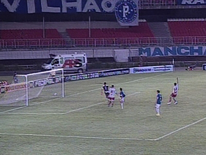 V�DEO: Com goleada, Cruzeiro alcan�a a ponta do Campeonato Mineiro