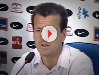 Dunga poupa 'brasileiros' e traz pacote com quatro novidades na sele��o. Veja coletiva
