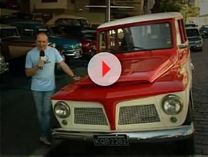 Indiana Gomes mostra uma SUV de 1973