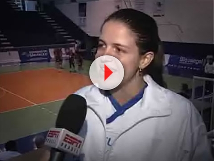 V�DEO: Stephany do v�lei de Ara�atuba mostra a for�a do esporte que vem de fam�lia