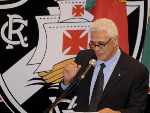 Presidente do Vasco, Roberto Dinamite, recebeu 'heran�a maldita' da antiga gest�o
