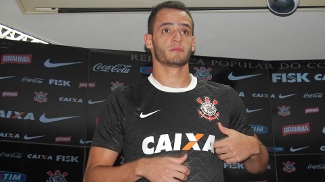 Fla aciona jurídico em busca de percentual por transferência de Renato Augusto