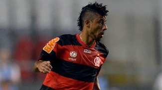 Contrato de Léo Moura termina nesta segunda, e renovação segue emperrada