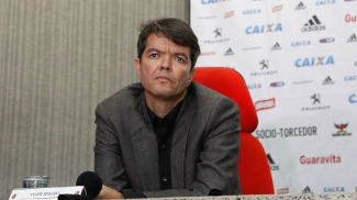 Diante de crise, cúpula do Fla age para ocupar o futebol e iniciar mudanças drásticas