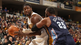 Roy Hibbert anotou 18 pontos na vitória dos Pacers sobre os Bobcats