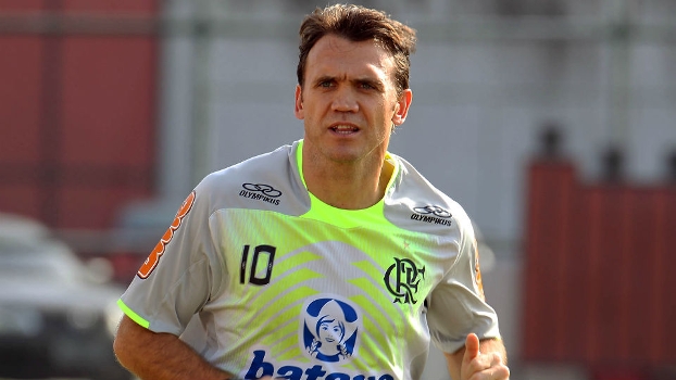 Flamengo gasta mais de R$ 10 milhões por ano pagando dívidas a ex-jogadores e ex-técnicos