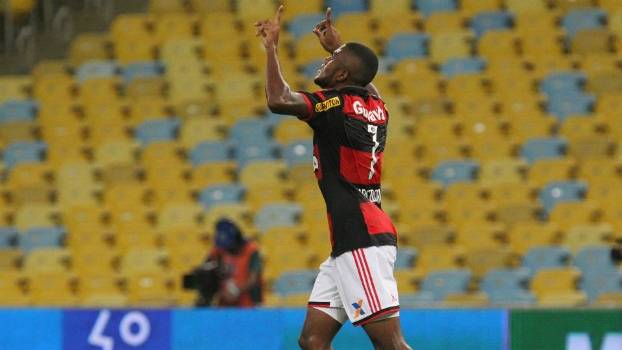 Em quatro jogos de Fla, Cirino chega à metade dos gols pelo Atlético-PR em 2014