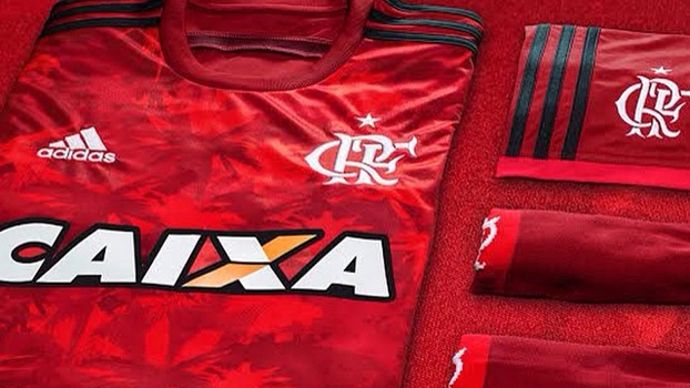 Flamengo lança terceiro uniforme com tema ecológico e árvore personalizada