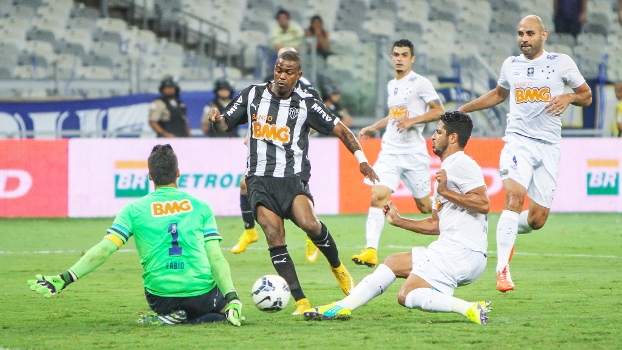 De ressaca por títulos, Cruzeiro e Atlético-MG entram em férias