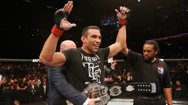 Werdum derrotou Hunt após bela joelhada neste domingo