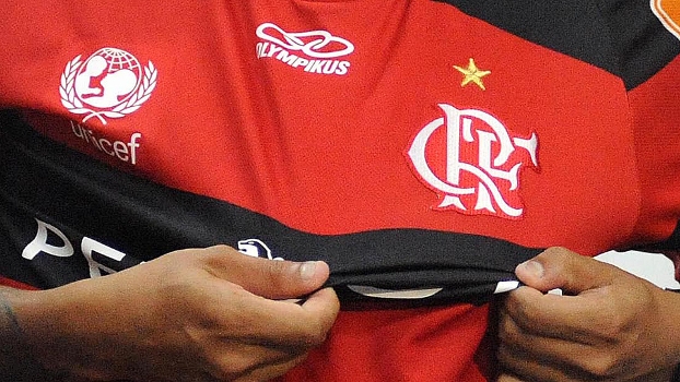 Jornal: Oferta da Caixa ao Flamengo é de R$ 6 milhões a menos que valor pago ao Corinthians