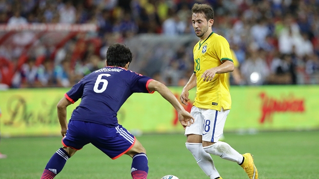 Depois de seleção, Éverton Ribeiro produz muito menos