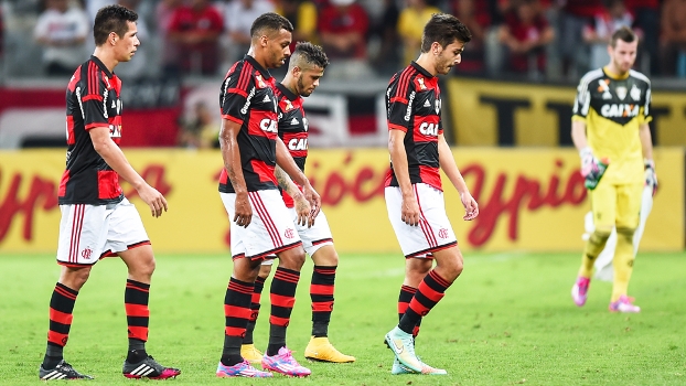 No vermelho, Flamengo pede gratuidade em ação na Justiça
