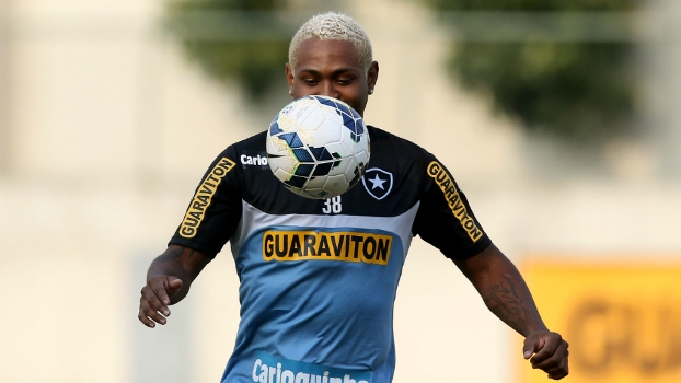 Em situações opostas, Botafogo e Grêmio duelam no Maracanã