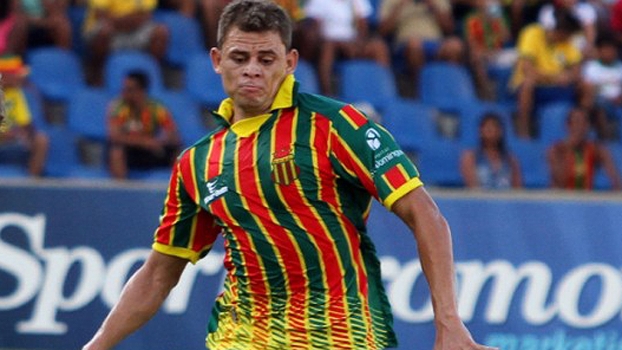 Flamengo está a detalhes de anunciar volante que o Corinthians não quis mais