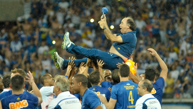 Marcelo Oliveira quer ficar com neto e tomar vinho: Só sairia do Cruzeiro por um projeto