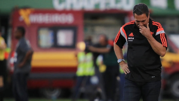 Dez meses e dez jogos sem vitória: Flamengo, o visitante preferido