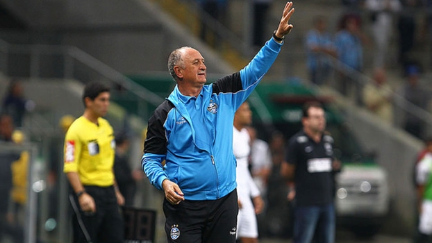 Felipão nega influência do caso Aranha no desempenho do Grêmio: O problema foi o chute sem qualidade
