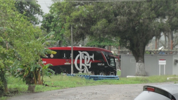 Ônibus aumenta mistério em treino do Fla, mas Jayme o desfaz: Não tem o que inventar