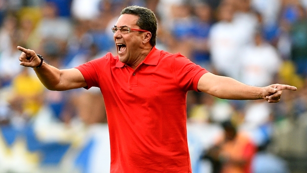 Por tranquilidade no fim de ano, Sport e Flamengo duelam em Pernambuco