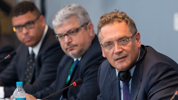 Fifa veta atletas convocados em clubes e jogos nos 12 estádios quase 1 mês antes da Copa