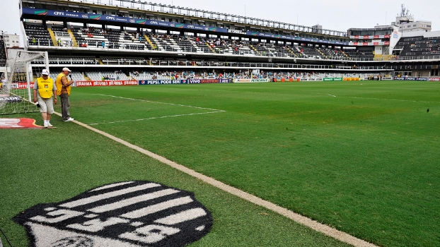 Santos quebra a cabeça para achar estádio para jogar contra o Flamengo