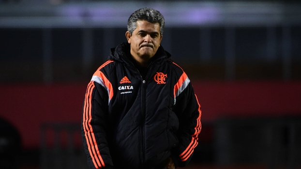 Crise no Fla extrapola o campo, pressiona Ney Franco, mas diretoria resiste a mudança